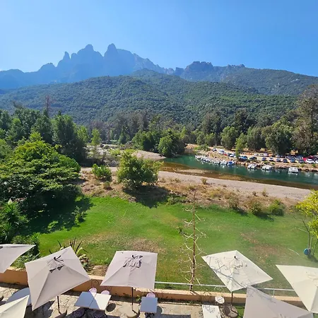 Le Marina 3* Porto (Corsica)