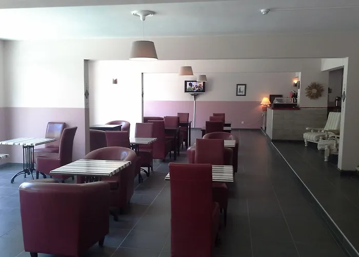 Le Marina מלון 3*