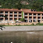 玛丽娜酒店 Porto (Corsica)