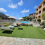 Le Marina 3* Porto (Corsica)