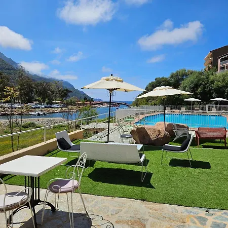 Le Marina Otel Porto (Corsica)