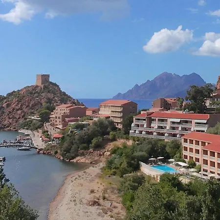 Le Marina 3* Porto (Corsica)