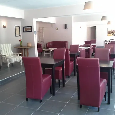 Le Marina Otel Porto (Corsica)