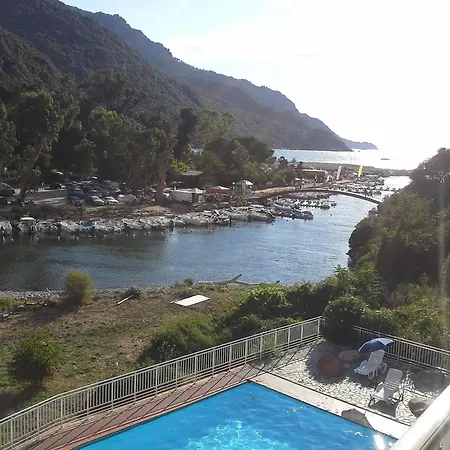 Le Marina Otel Porto (Corsica)
