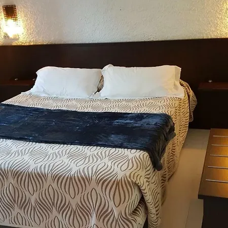 Le Marina 3* Porto (Corsica)