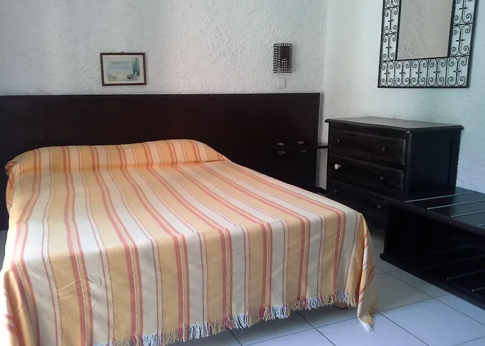 Le Marina Hotel Porto (Corsica)