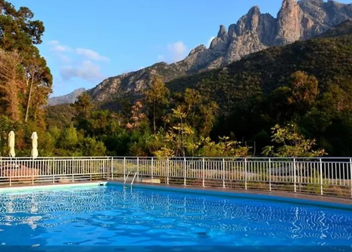 Le Marina 3* Porto (Corsica)